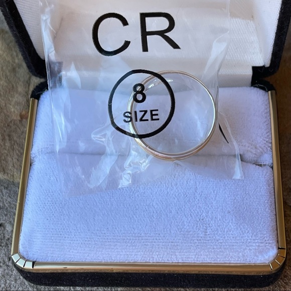 BEAUTIFUL SILVER AND GOLD RING WITH CUT OUT HEART & “LOVE” INSCRIPTION - Picture 11 of 11